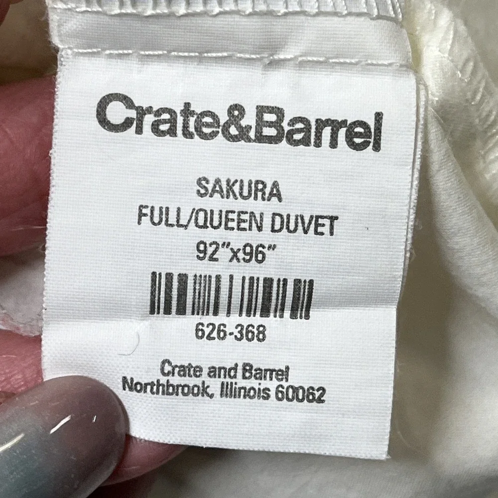 Crate & Barrel Queen Sakura Duvet & Bed Skirt Set White Earthy Botanical Print
